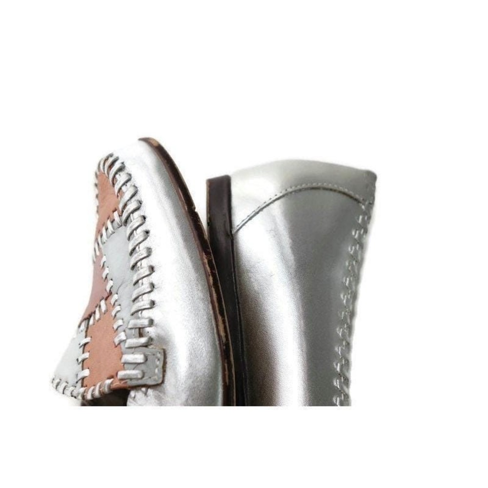 Mixed Blues Patchwork Loafers Women 6M Metallic Silver Whipstitch Flat Slip On - Picture 8 of 9